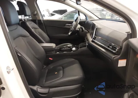 2023 Kia Sportage Hybrid Ex from USA, damaged, VIN KNDPVCAG7P7081139